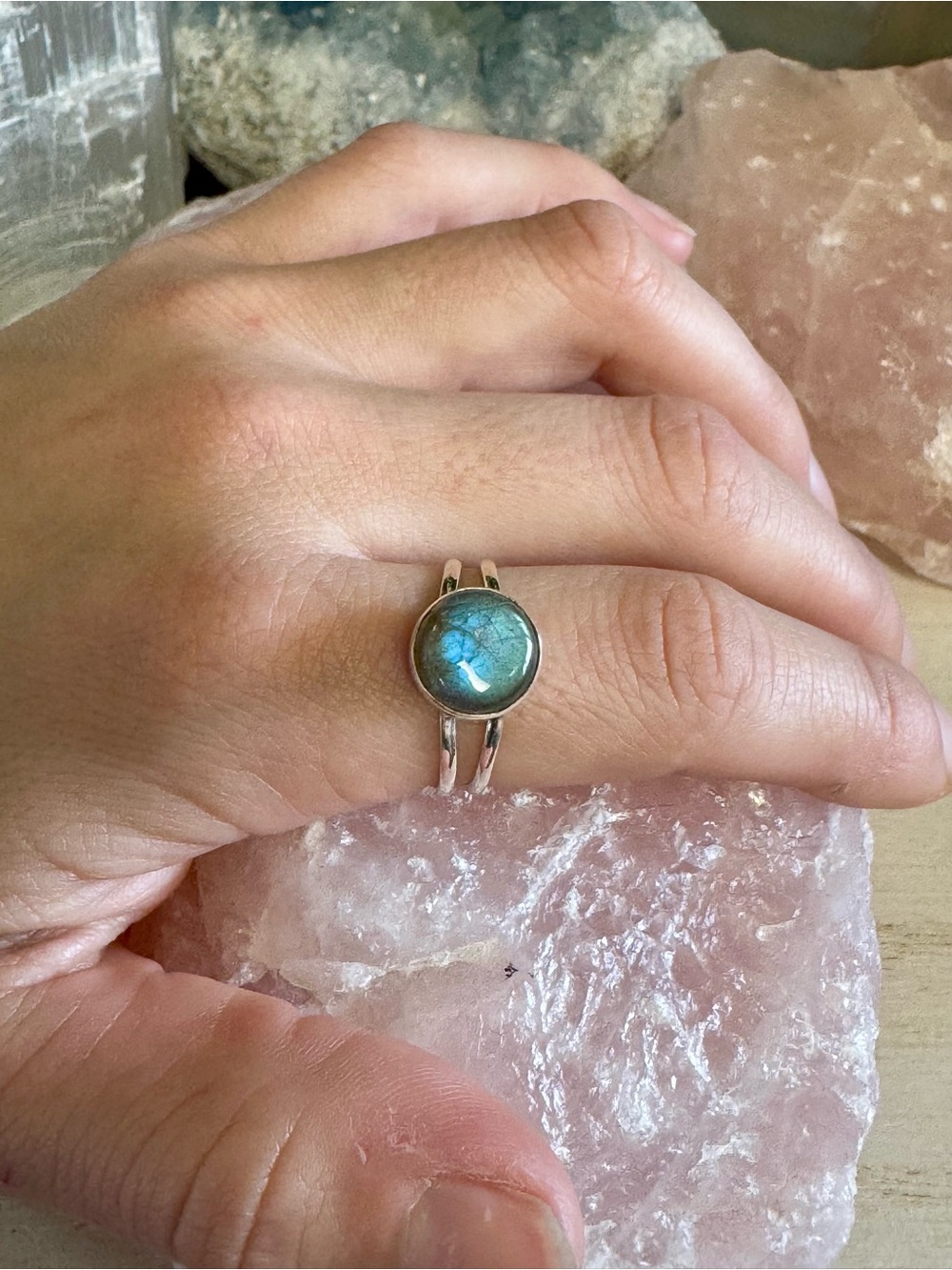 Sterling Silver Labradorite Gemstone Ring - Blue-Green Size 9